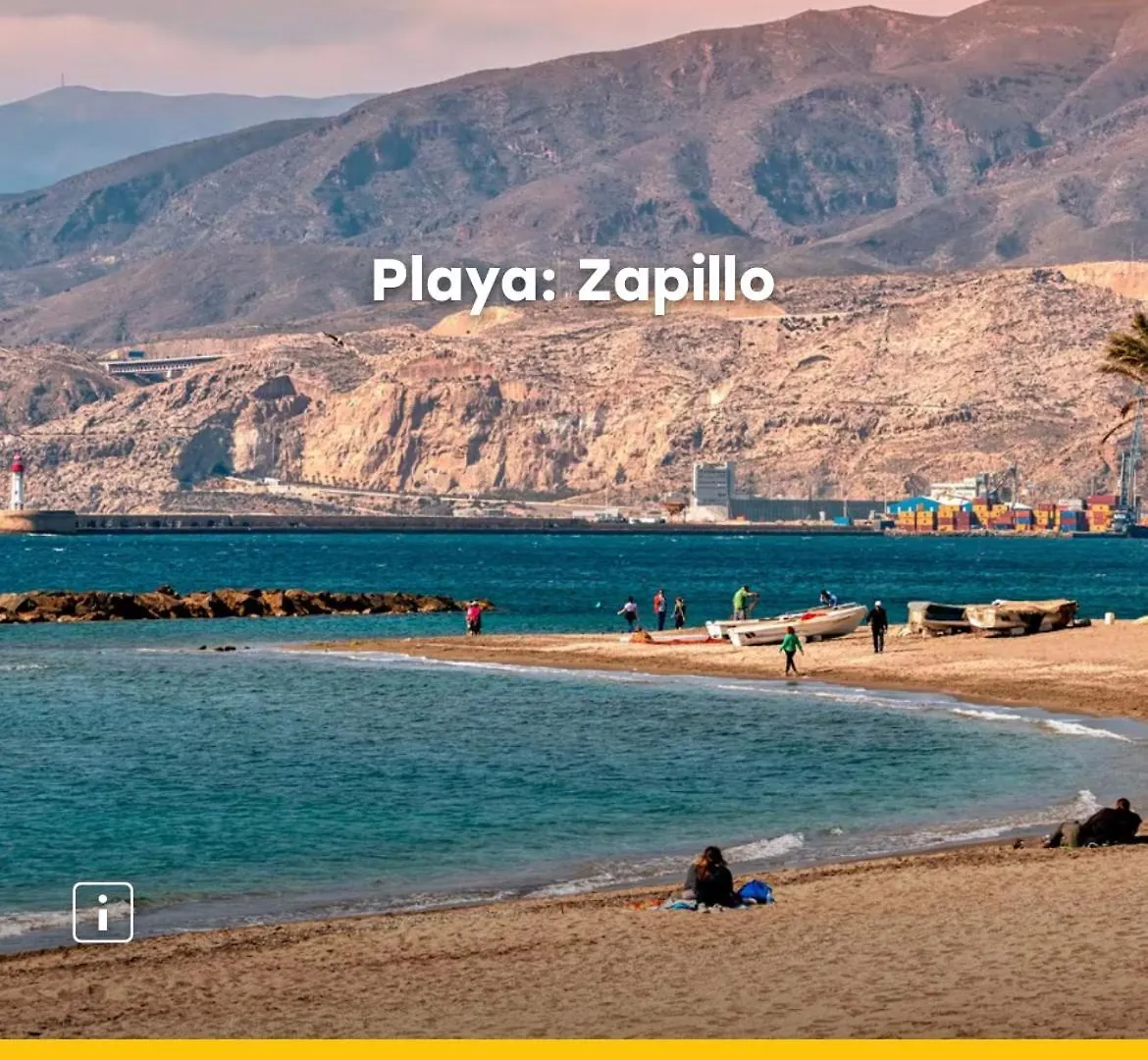 Estudio Segunda Linea De Playa Almería Appartamento